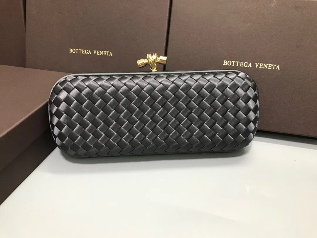 Style No. 8651, upgraded version of full silk evening bag inside and outside~~~INTRECCIATO woven IMPERO STRETCH KNOT clutch bag, hand-woven silk, smooth satin piping, Intrecciato engraved metal buckle, silk satin lining. Large size: 25cm*10cm*5cm